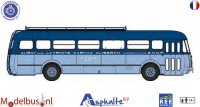 REE CB-130 Autobus Renault R4190 2 kleuren blauw SNCF– Auray (56)